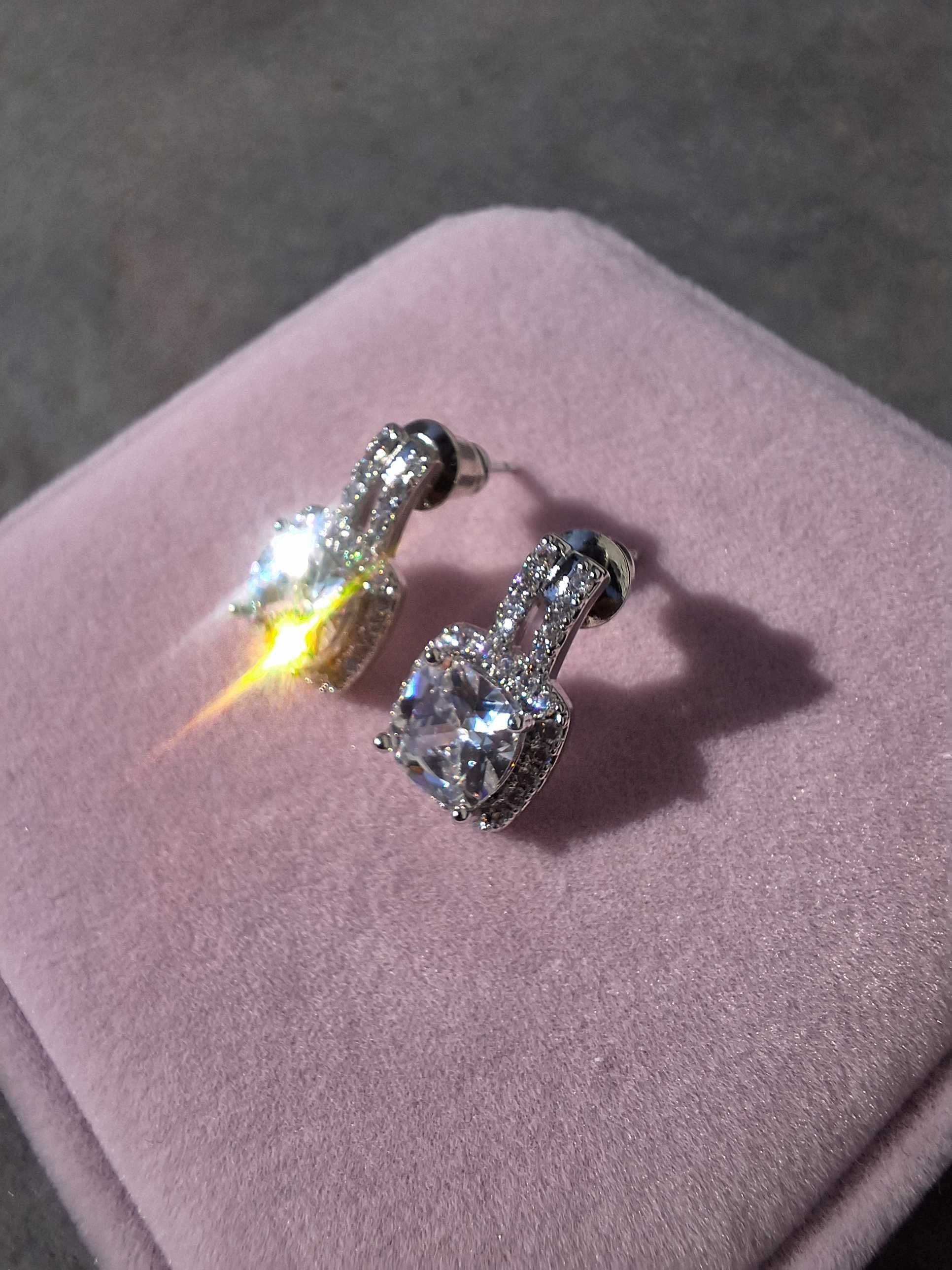 Kolczyki wiszące sztyft srebrne diament cyrkonie yes apart pudełko