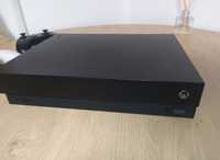 Xbox one x 1tb 1 геймпад