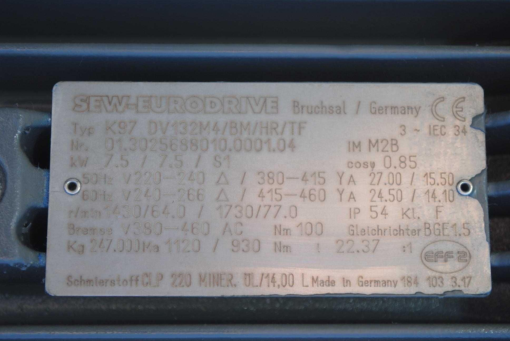 Motoreduktor kątowy 7.5kw. 64obr. z hamulcem. SEW