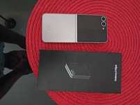 Samsung Galaxy z6 flip szary