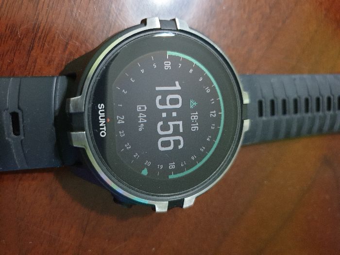 Sprzedam zegarek Suunto Spartan Sport Wrist HR Baro Stealth