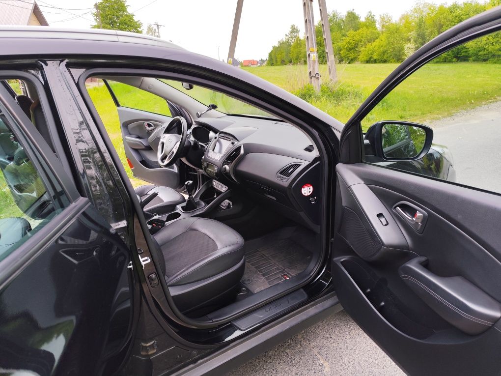 Hyundai ix35 1.6 benzyna 2015 rok
