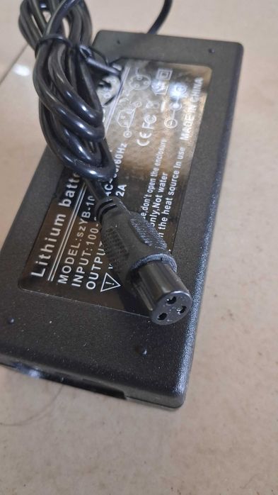 Ładowarka do roweru ,deskorolki inne 36/42V