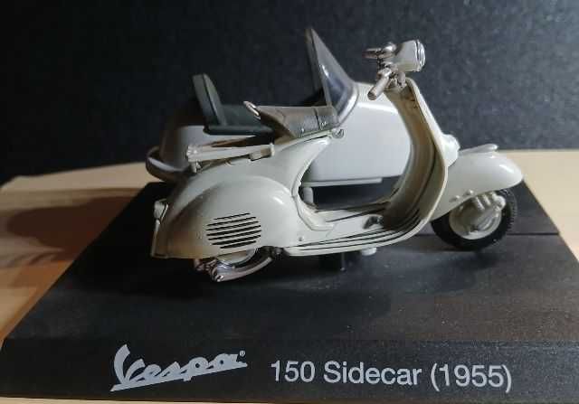 VESPA - Colecção Completa (40) VESPA / PIAGGIO Escala 1:18 + Móvel