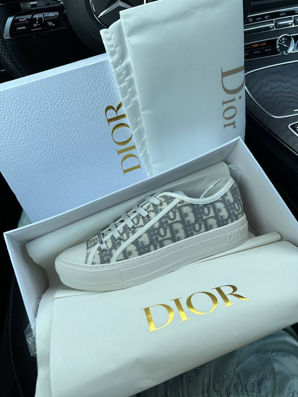 Dior trampki damskie premium jakoś inne kolory zapraszamy