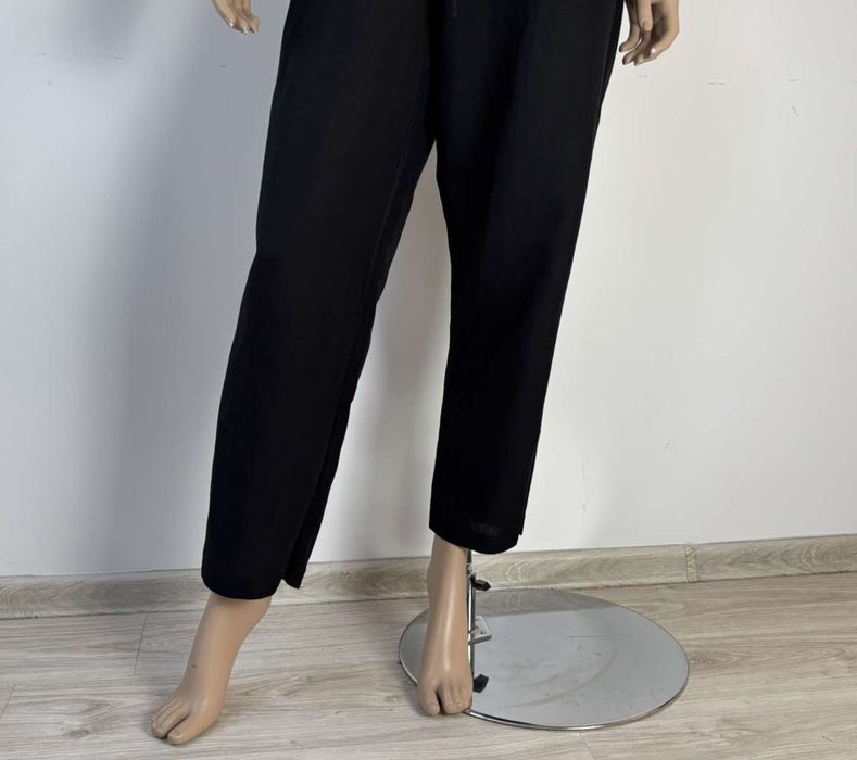 H&M premium spodnie lniane damskie S/M
46%Len
rozmiar S/M
Kolor:czarny