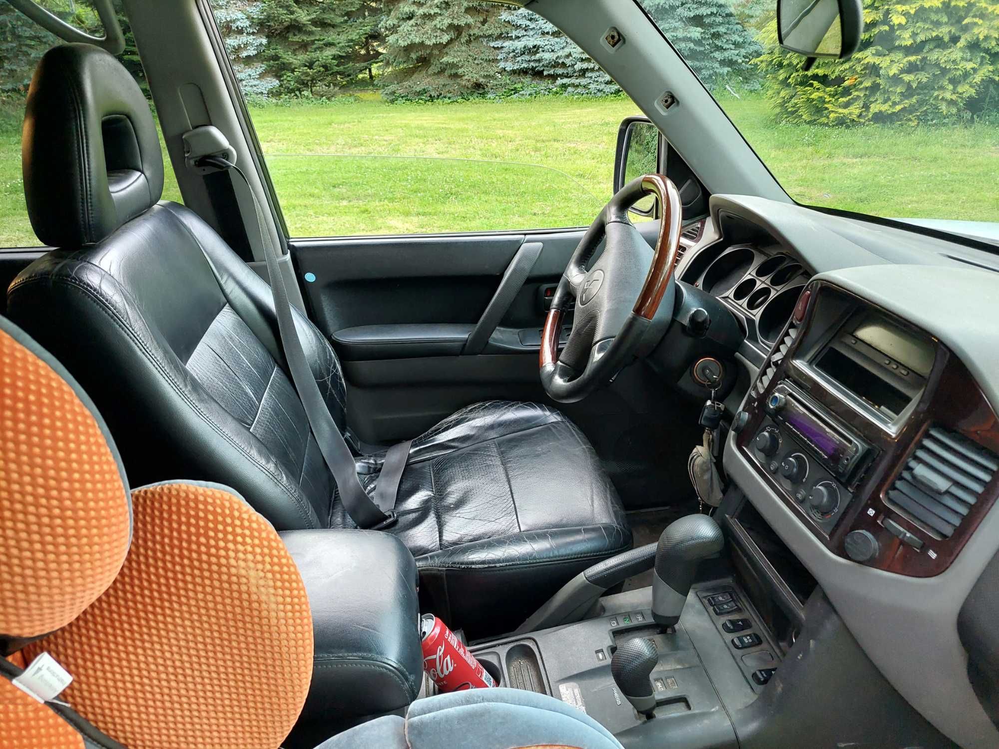 Pajero 7 osobowy 3.2 automat