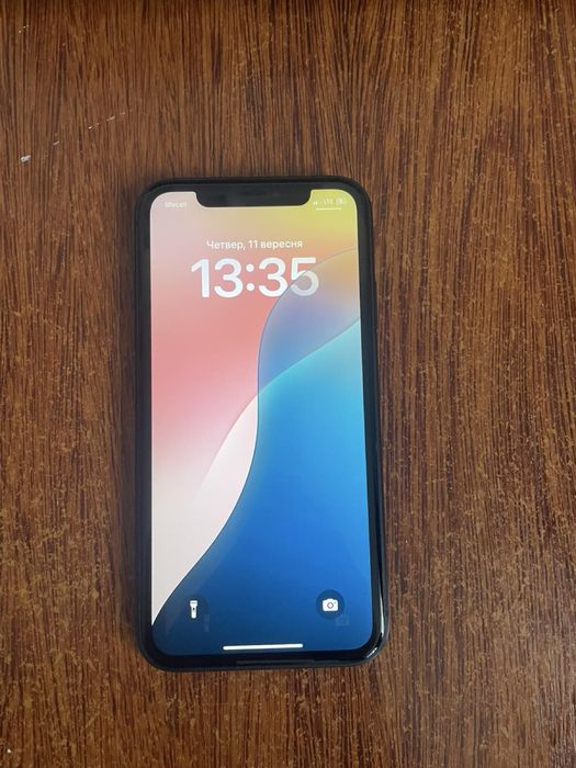 Продам Iphone 11
