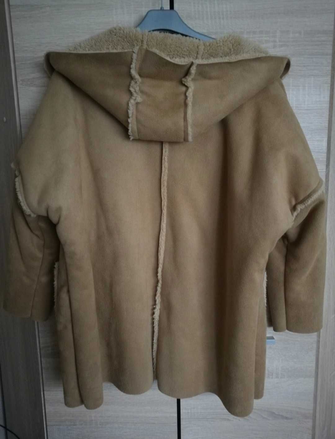 Lekki kożuszek camel made in italy HIT