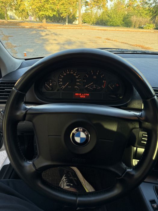 Bmw 3 в отличном состоянии