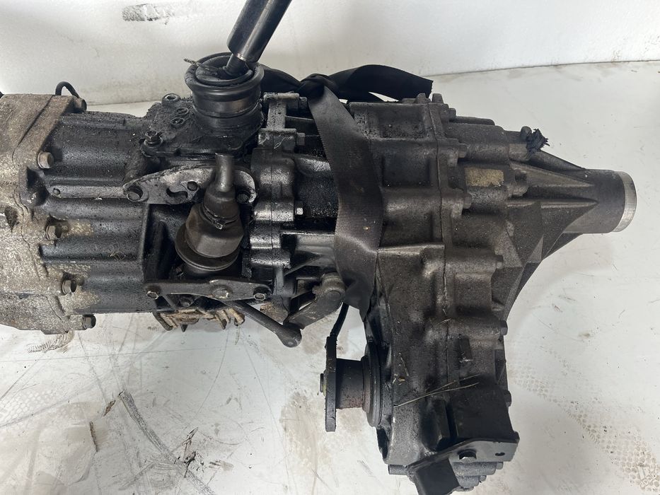 Caixa velocidades X1B Nissan D 22 pick up fase 2.5 Ano 2005