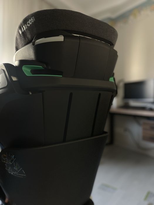 Автокрісло maxi-cosi i-size від 3 до 12 років