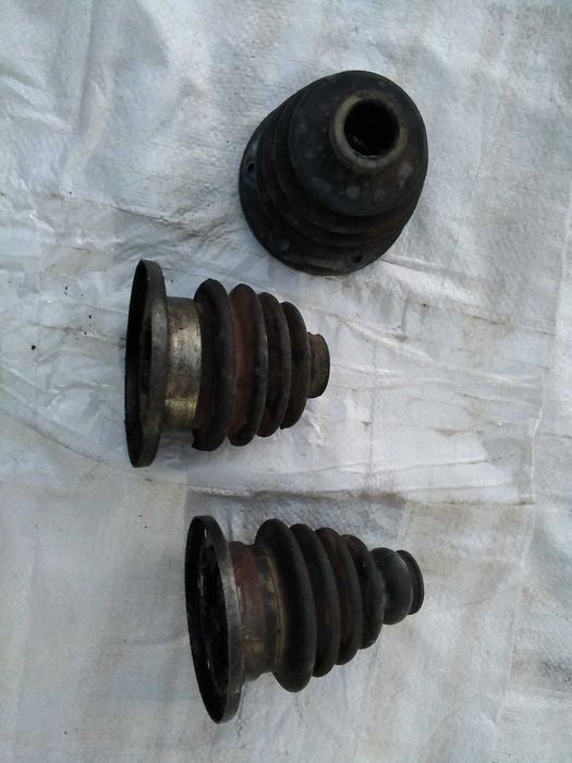 Пильники шруса від коробки  vw.