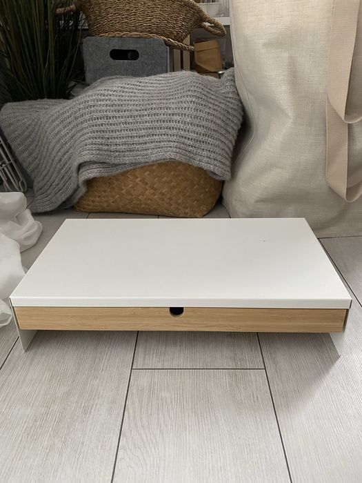 ELLOVEN
Podstawka IKEA pod monitor z szufladą