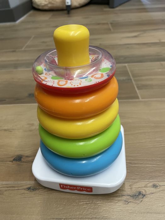 Пірамідка fisherprice