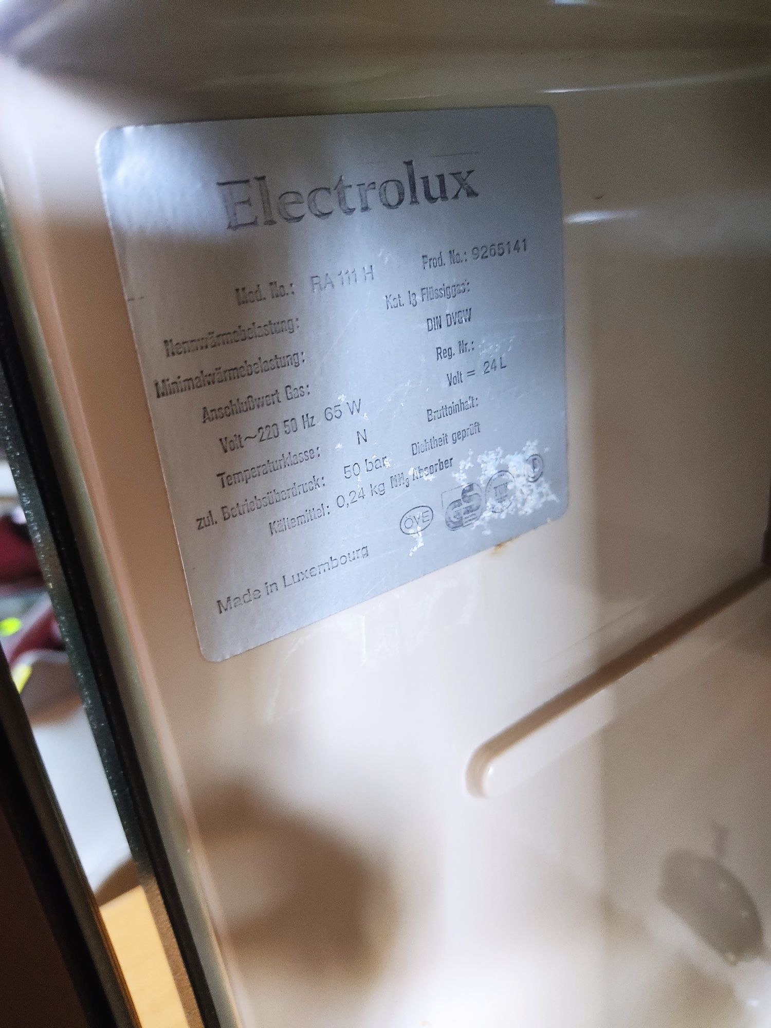 Lodówka absorpcyjna Elelectrolux kilka sztuk 230v