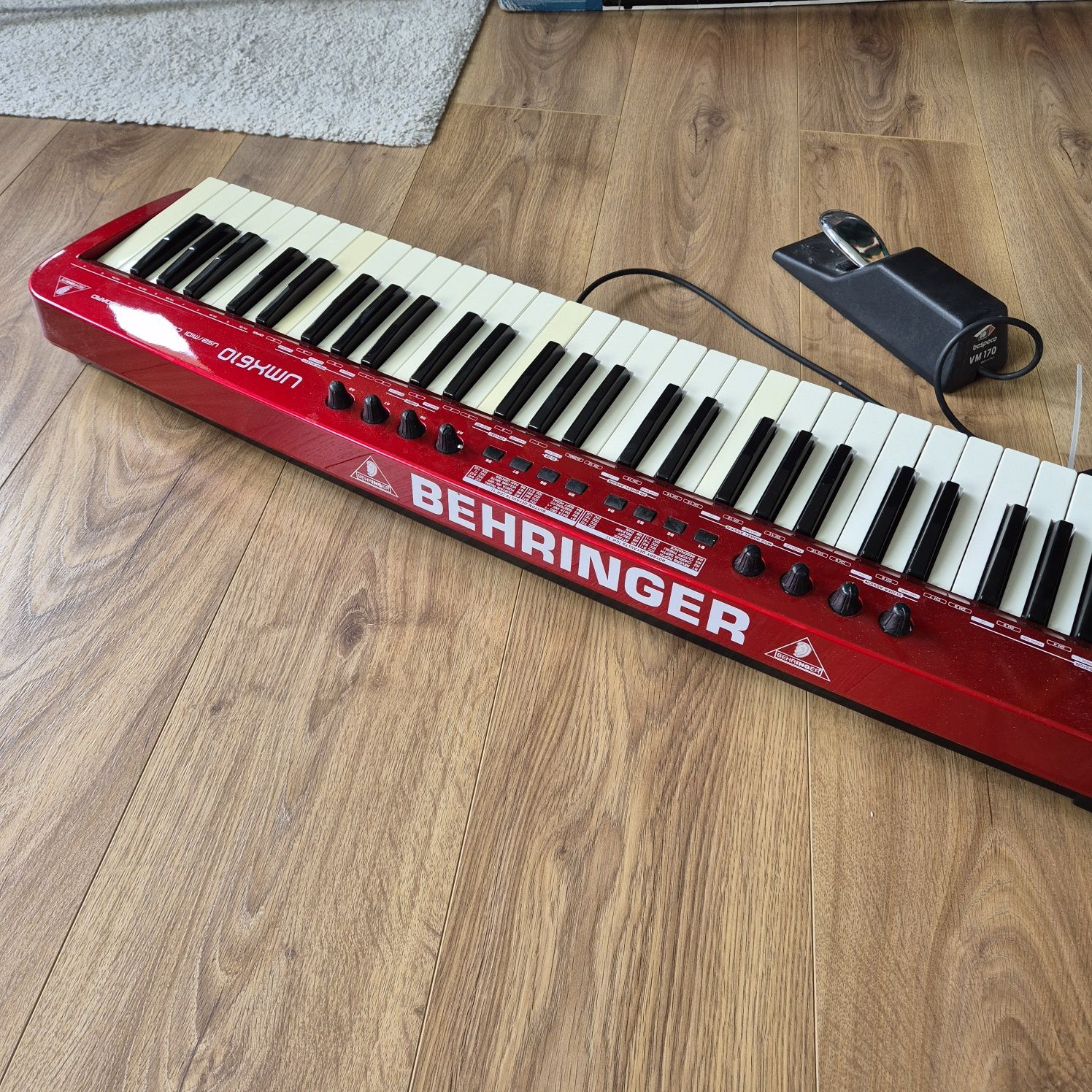 Klawiatura sterująca Behringer U-Control UMX610