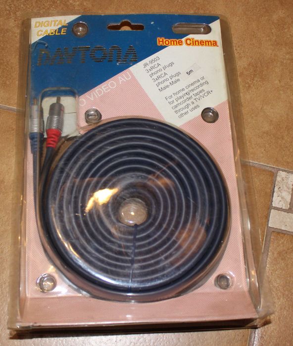 Przewód chinch-chinch 3xRCA NOWE 5m