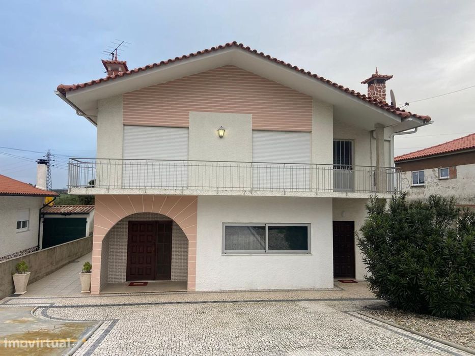 Rés do chão moradia T1 junto a nacional Famalicão-Póvoa