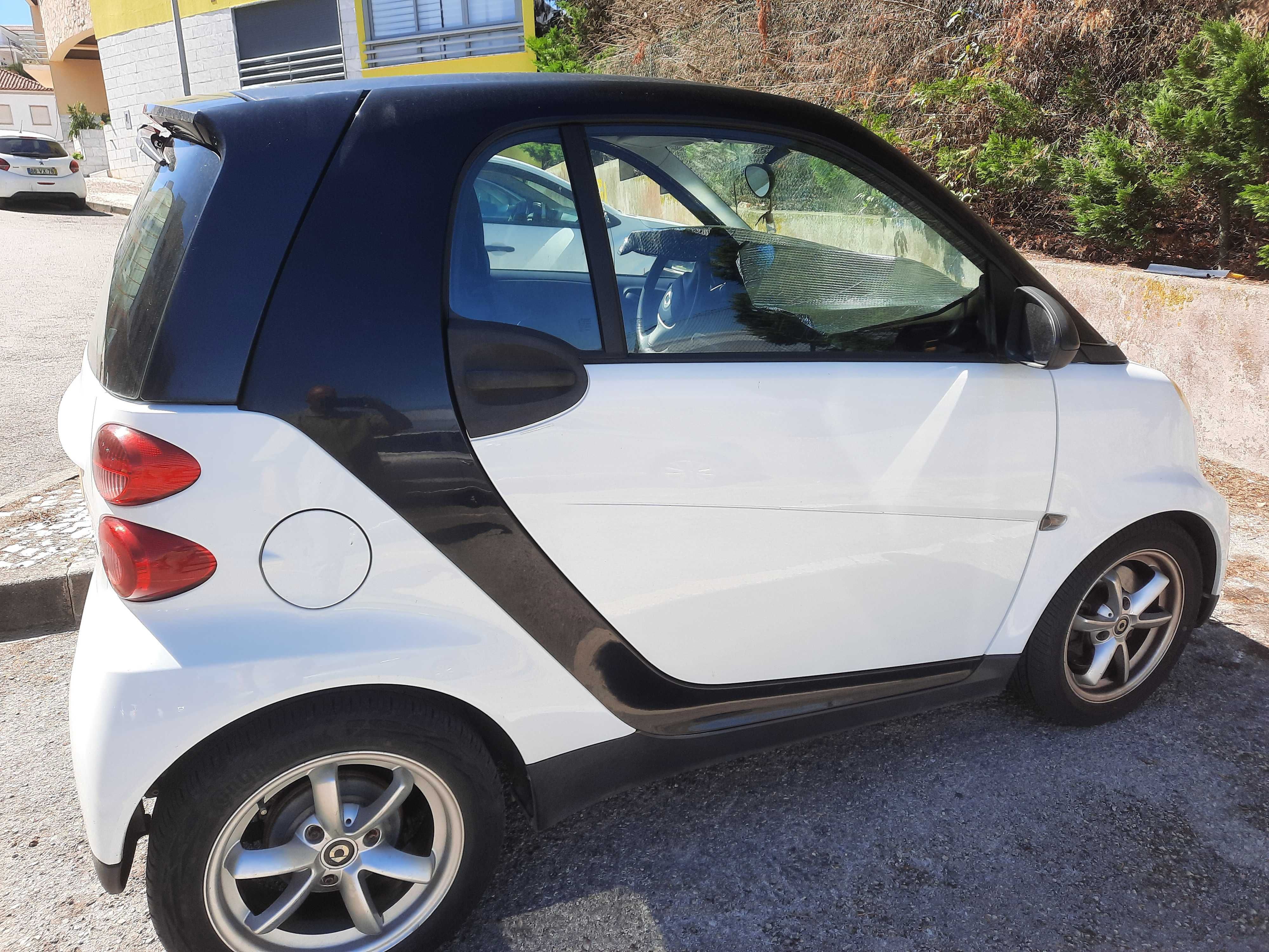 Smart em bom estado.