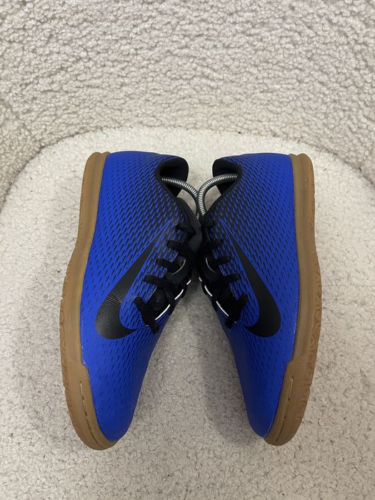 Футзалки копи бампи сороконожки Nike Bravatax 38р