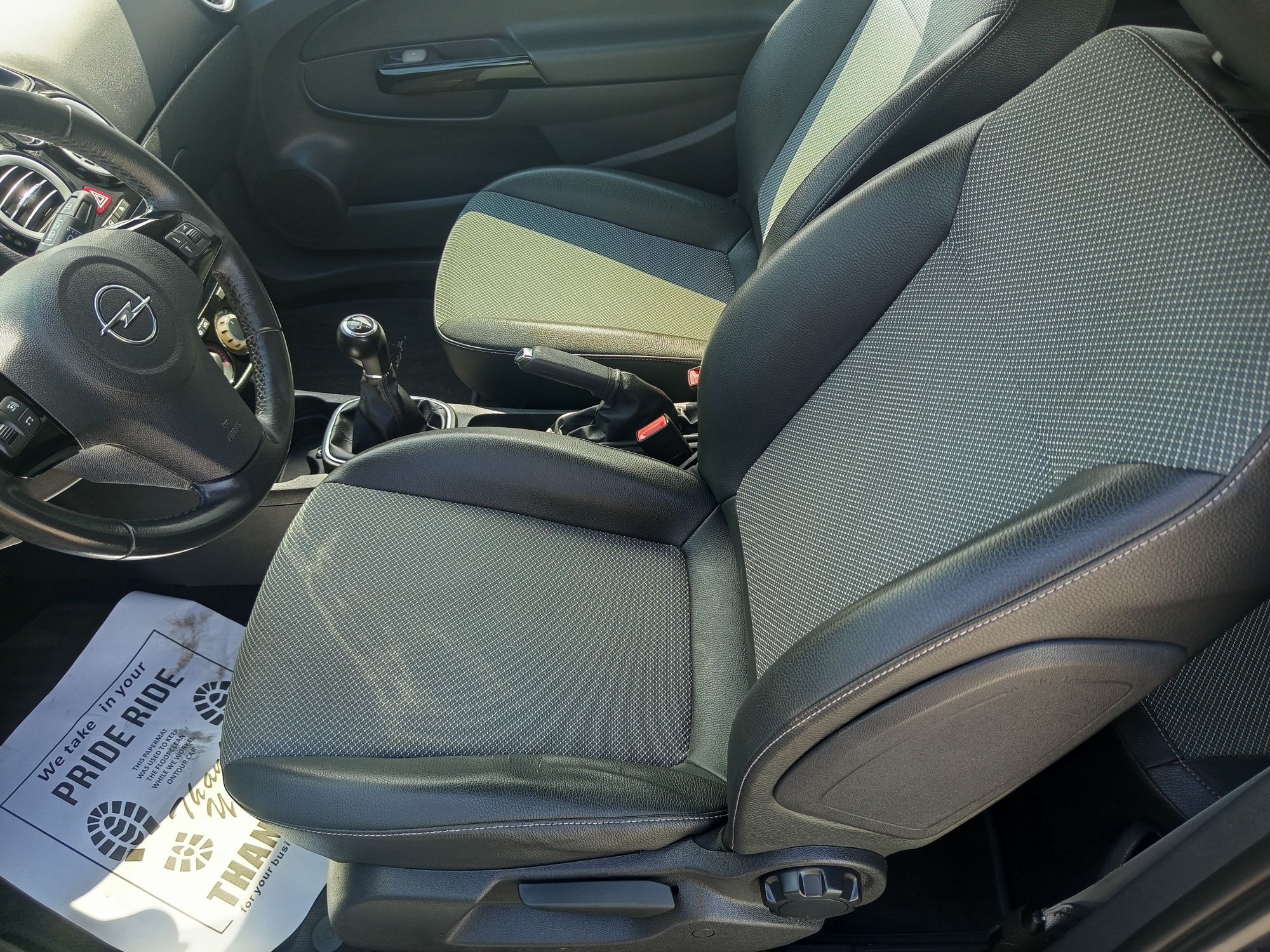 Opel Corsa D 2010 rok 1.4 Benzynka