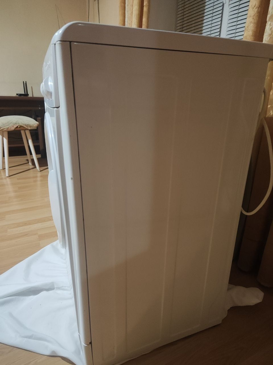 Пральна машинка INDESIT