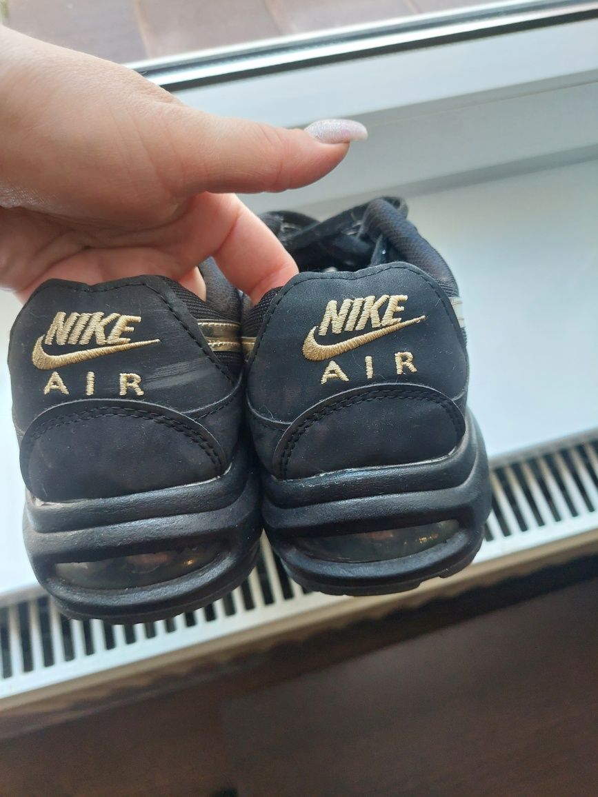 Nike Air max zloto czarne
