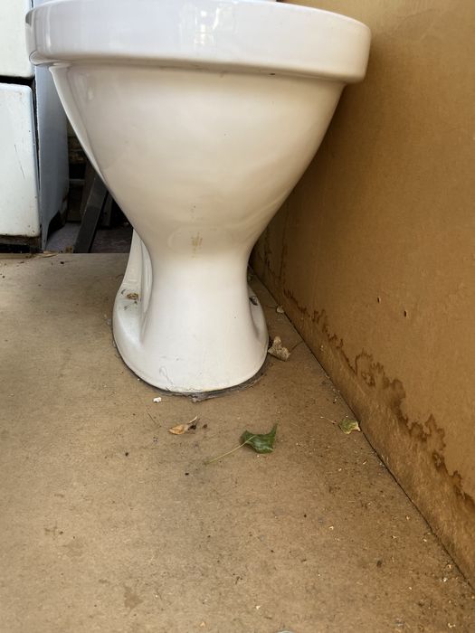 Продам унитаз б/у