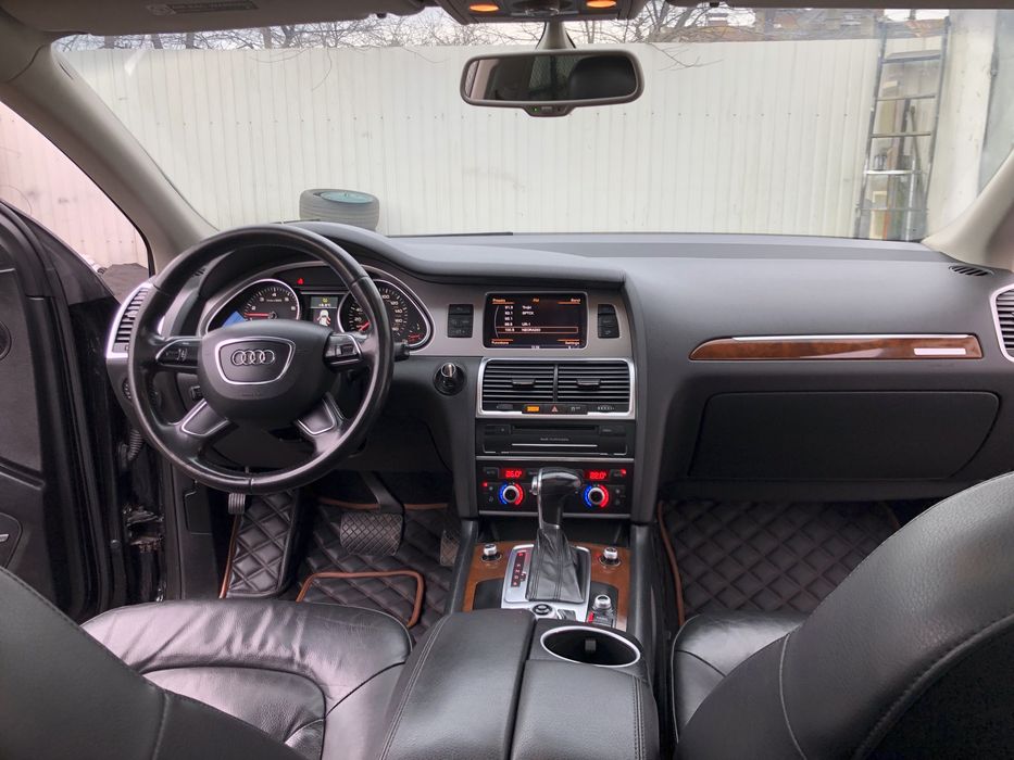 Ауді Q7,3.0i,2013р.рестаіл,S-line