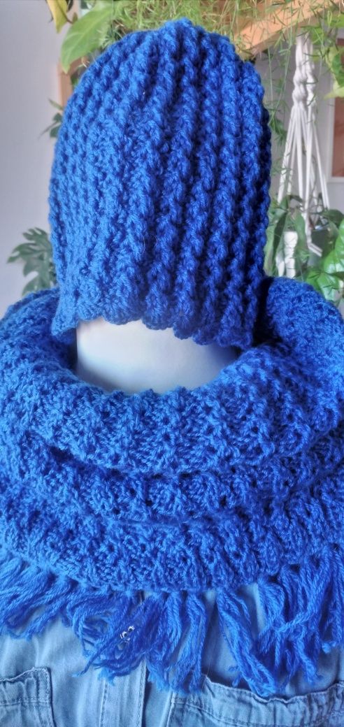 Chabrowy komplet czapka i komin. Handmade