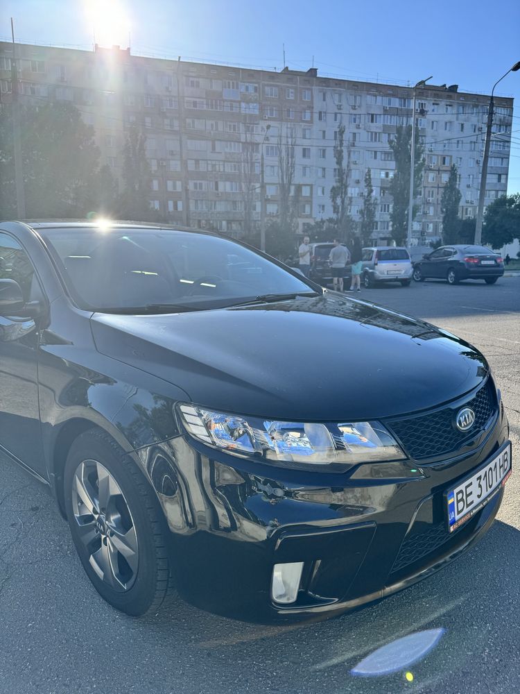 Продаю автомобіль KIA CERATO KOUP