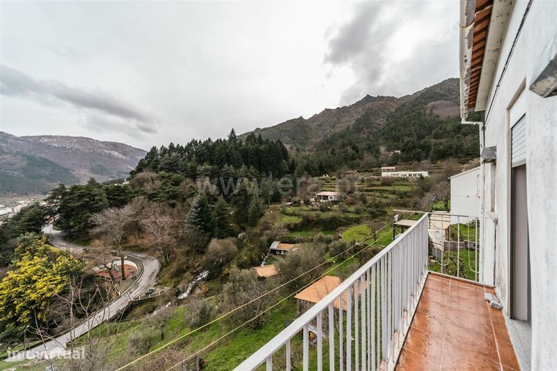 Moradia Isolada T4 / Manteigas, Serra da Estrela