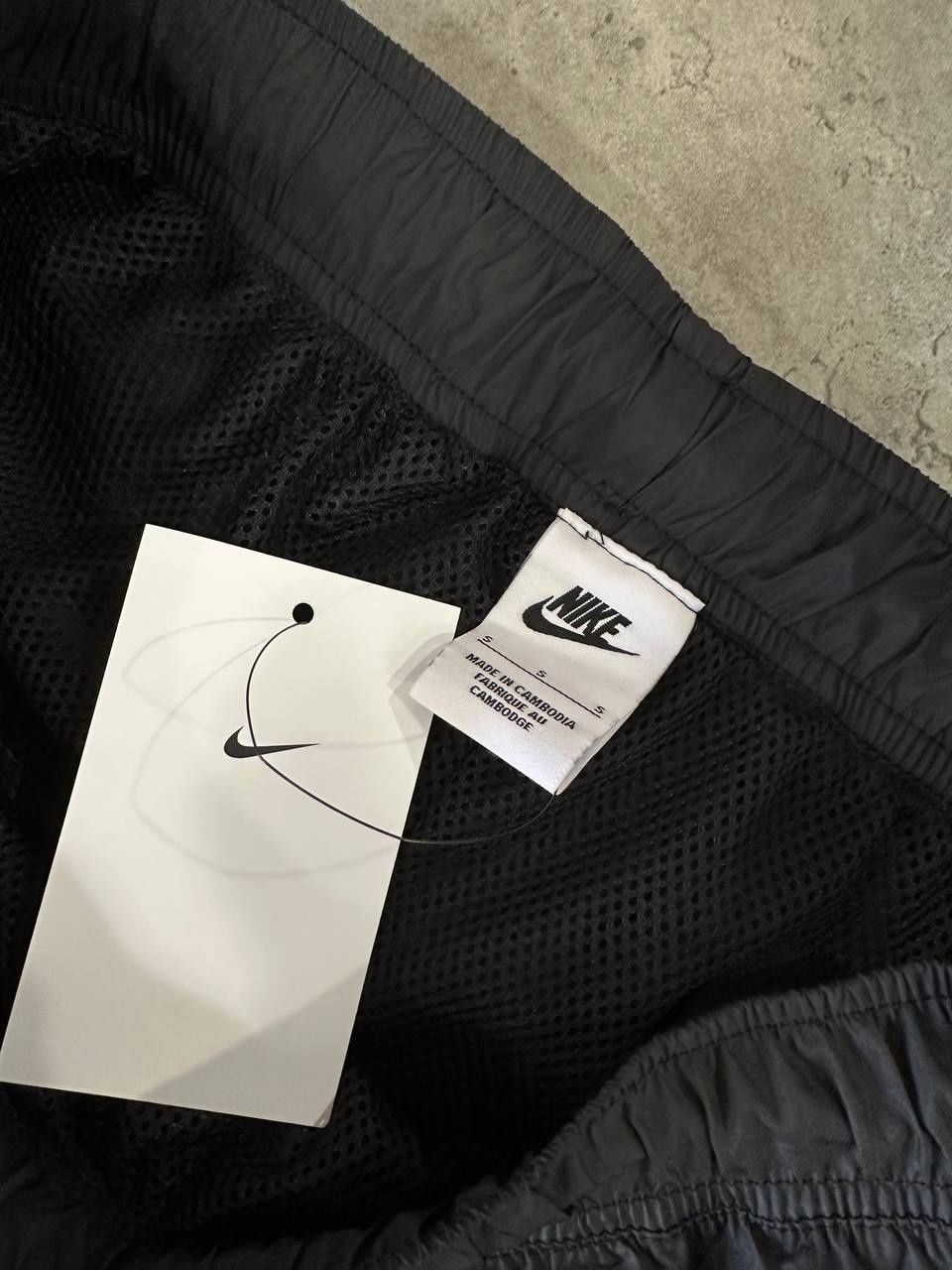 Nike, Найк чоловічі штани, sportswear Pant CF Woven Core Track чорні