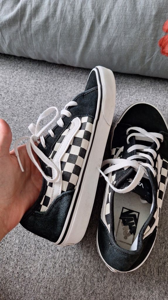 Vans tramki damskie