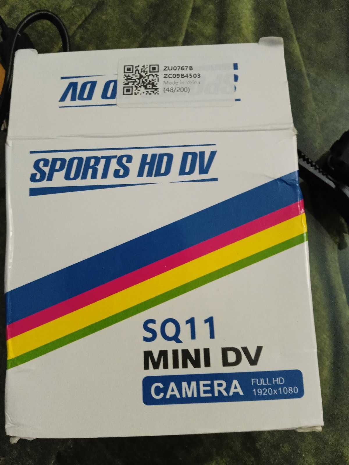 Продам міні відео камеру HD формата