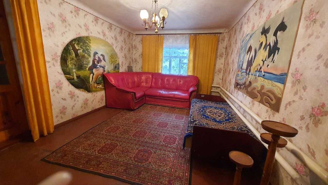 Продам будинок м. Зміїв
