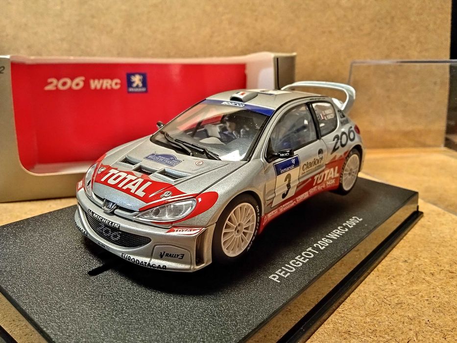 SlotCar 1/32 AUTOart Peugeot 206 WRC 2002