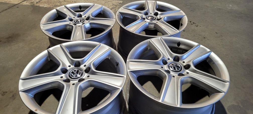 Felgi aluminiowe VW Audi 17  5x112 polecam