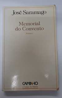 Livro "Memorial do Convento" de José Saramago