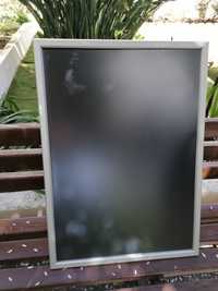 Quadro preto com moldura de alumínio