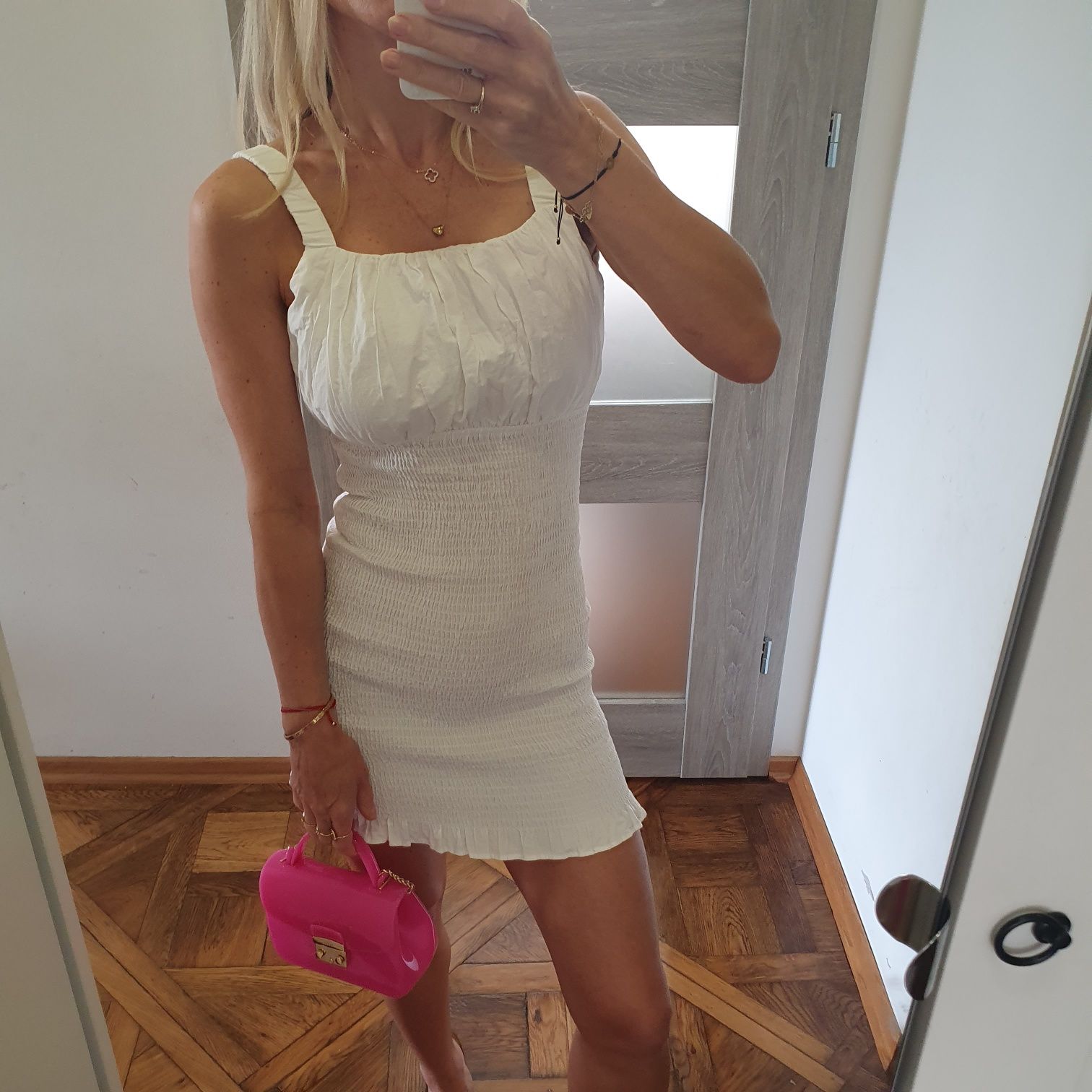 Nowa sukienka Bershka XS S