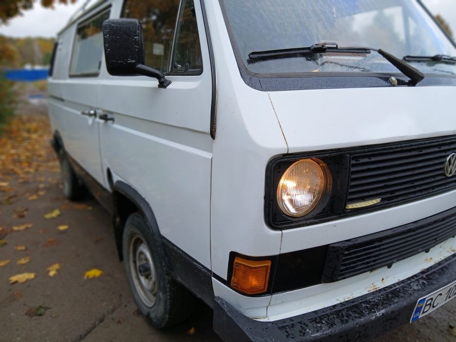 Бус VOLKSWAGEN TRANSPORTER 1.6 дизель в хорошому стані