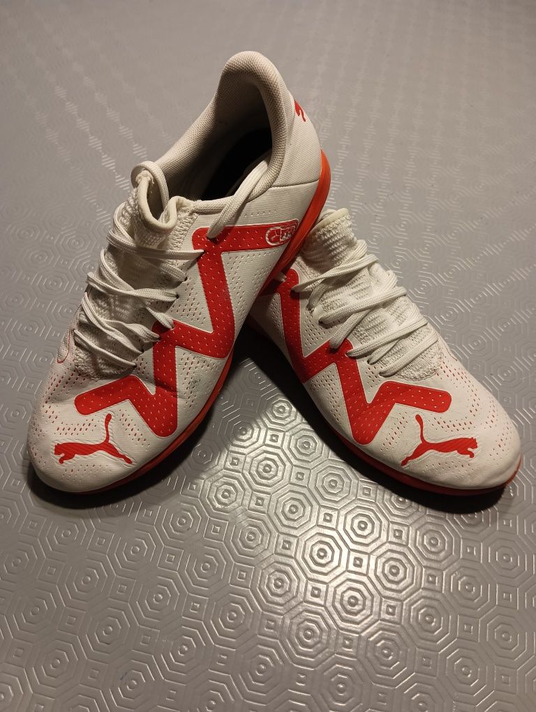 Chuteiras de futebol PUMA de criança