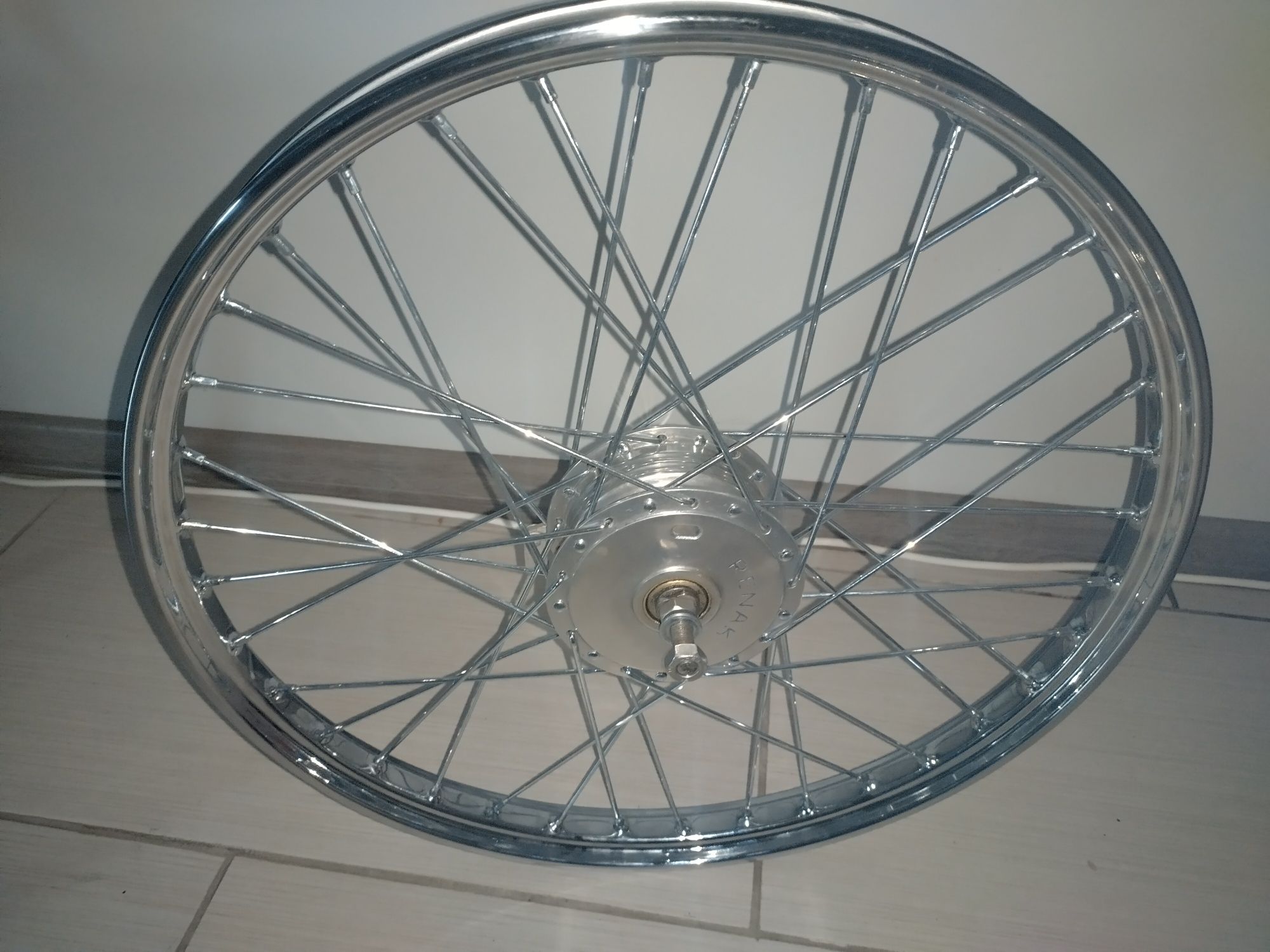 Centrowanie zaplatanie kół motocyklowych, rowerowych
