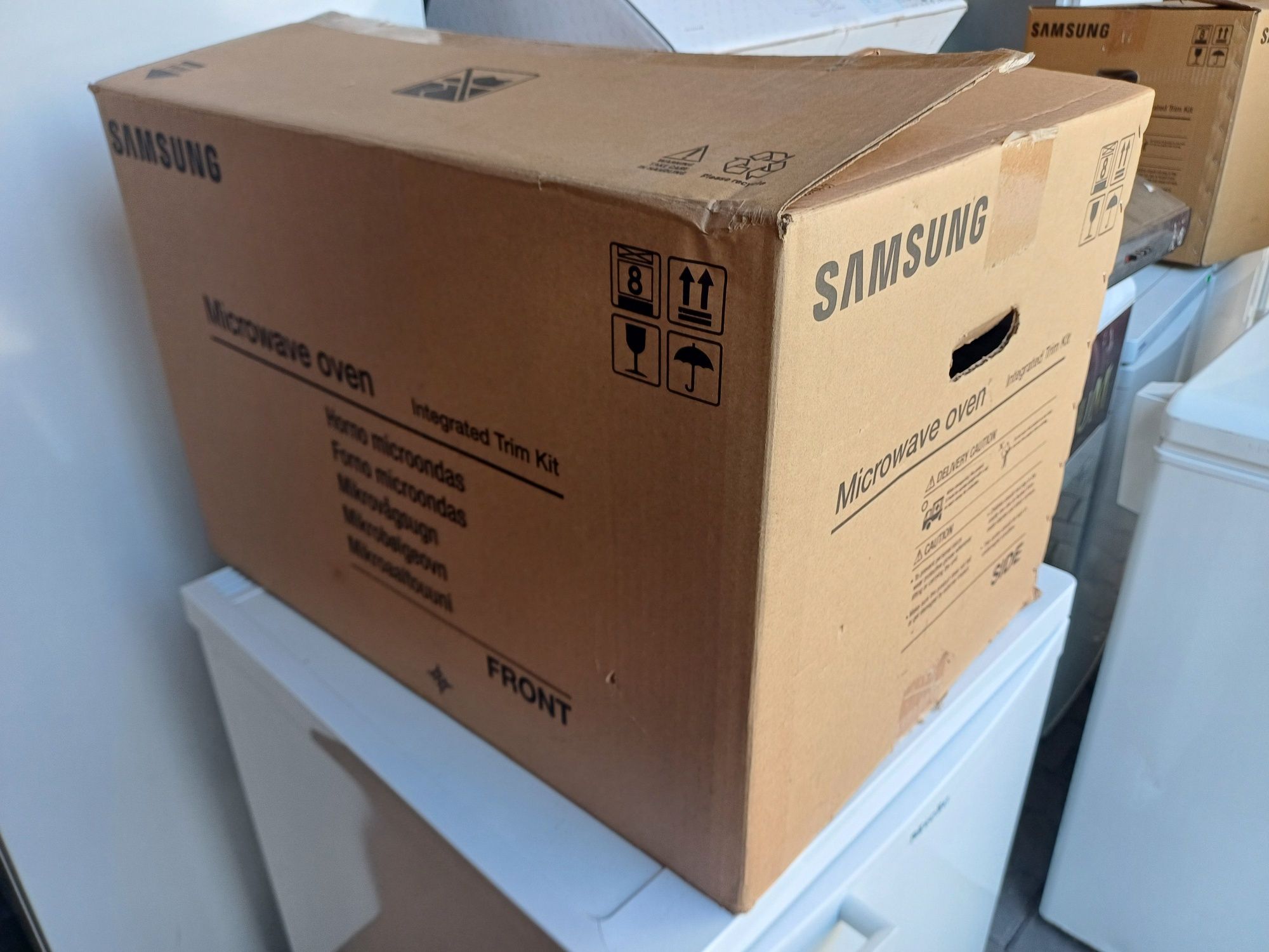 Nowa kuchenka mikrofalowa do zabudowy Samsung