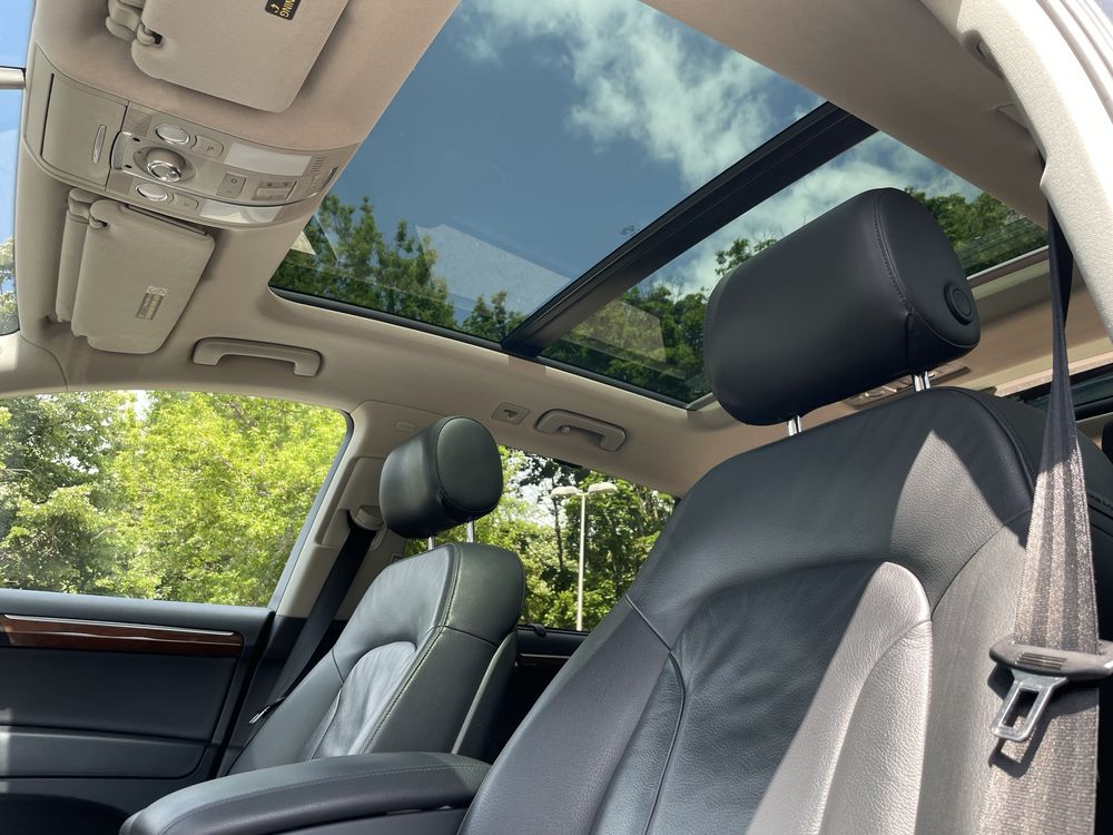 Audi Q7 3.0 TDI Sline Premium Plus в очень хорошем состоянии