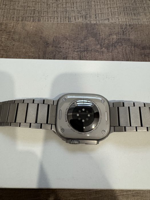 Apple Watch Ultra в гарному стані