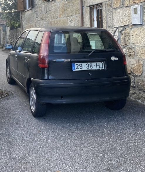 FIAT PUNTO (carro anda)
