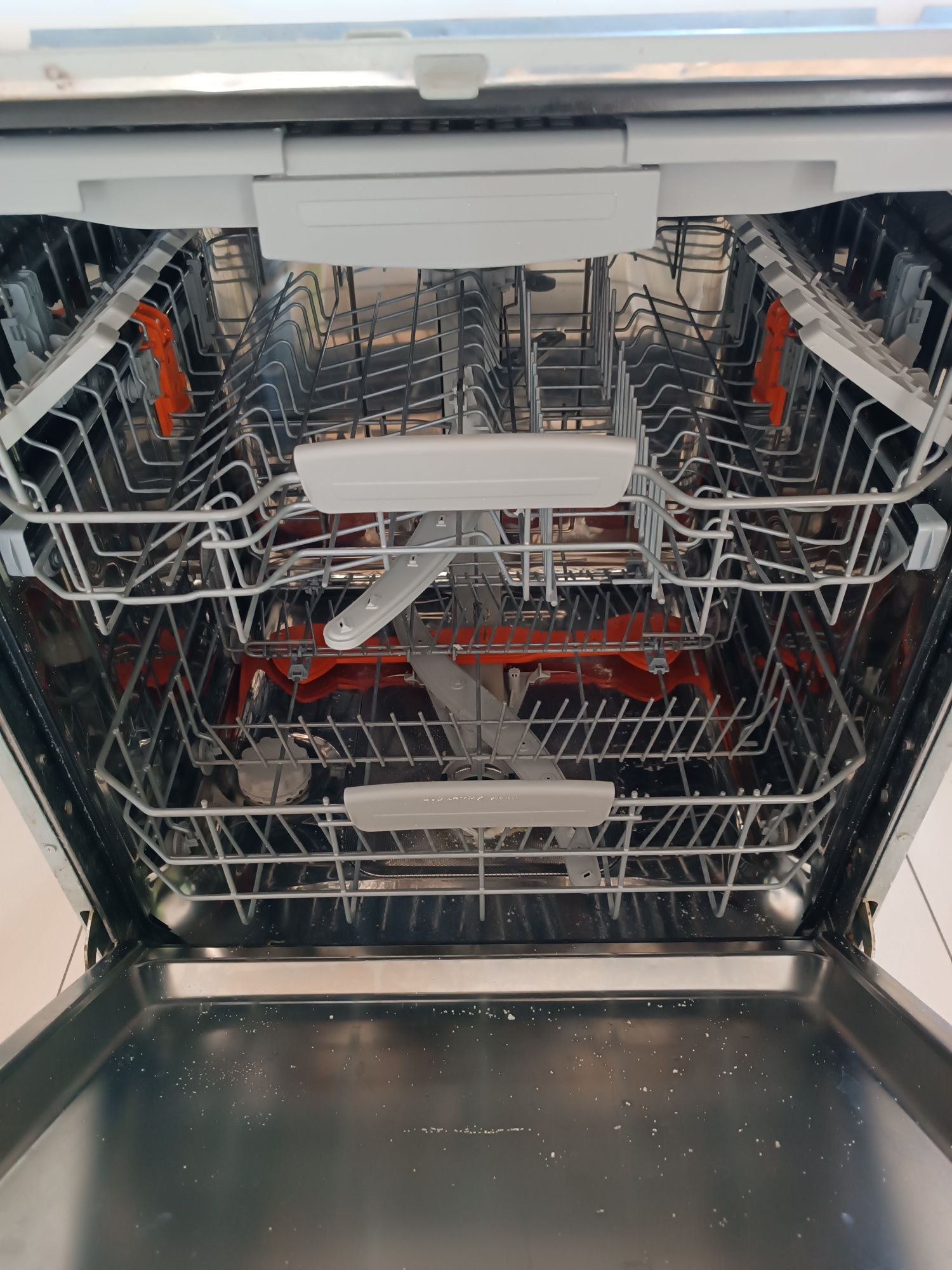 Sprzedam zmywarkę Hotpoint Ariston